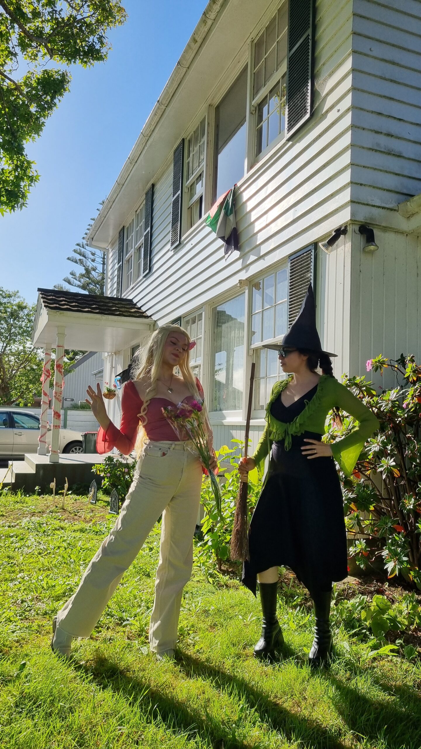 Read more about the article Elphaba, Glinda and Fiyero